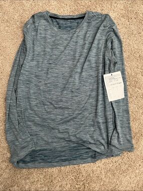 AVID Heather Blue Long Sleeve Crew Neck Tee, NWT, Size Large